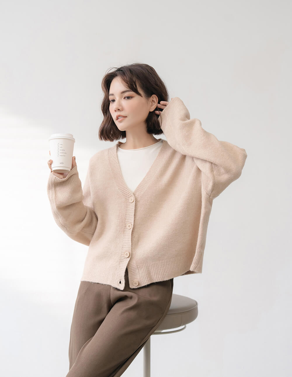 休閒寬鬆短版純色開襟外套