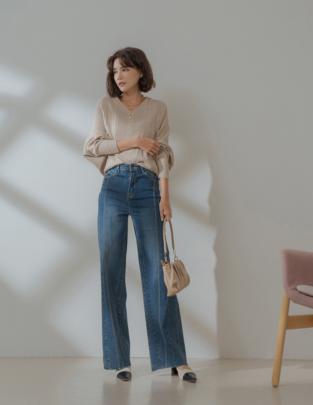 經典鏤空V領燈籠袖針織上衣