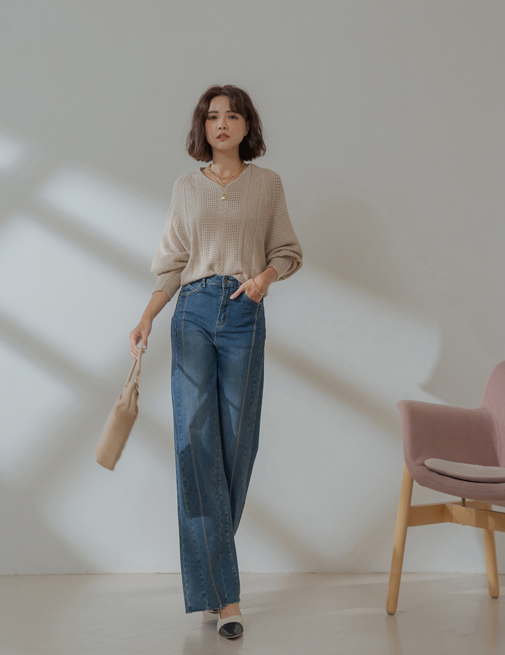 經典鏤空V領燈籠袖針織上衣