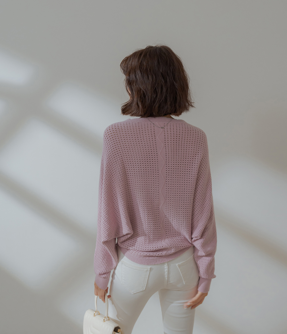 經典鏤空V領燈籠袖針織上衣