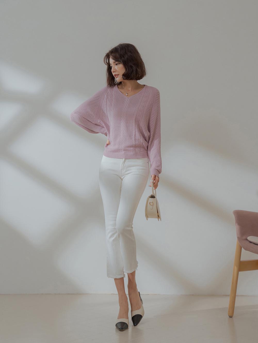 經典鏤空V領燈籠袖針織上衣