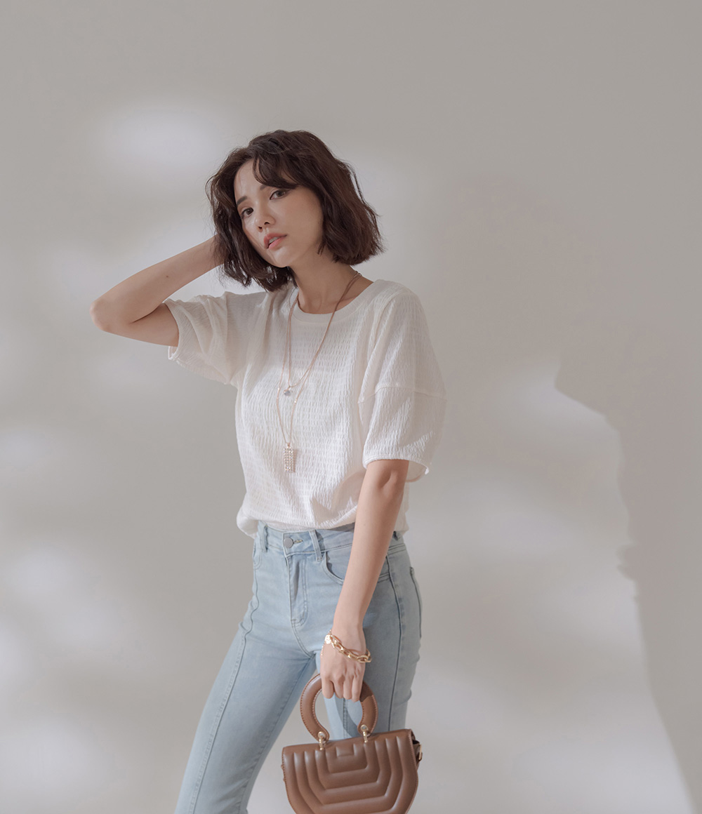 正面壓線修身小喇叭牛仔褲