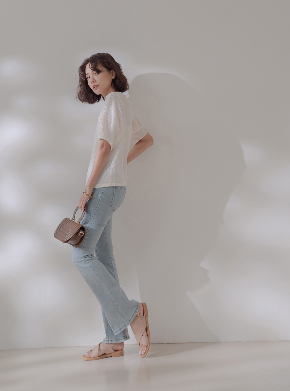 正面壓線修身小喇叭牛仔褲