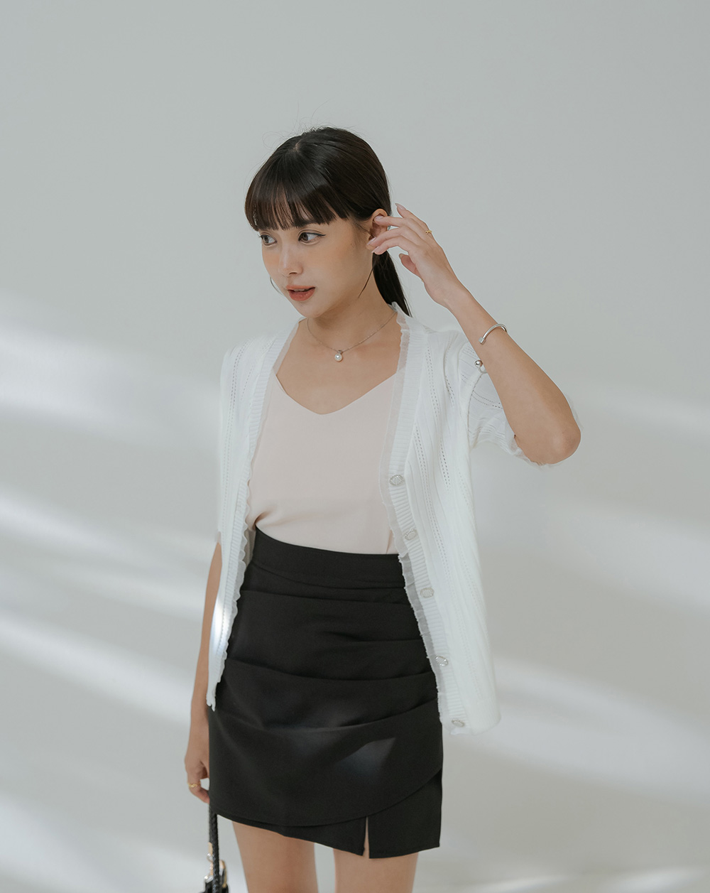 柔紗拼接珠釦針織開襟上衣