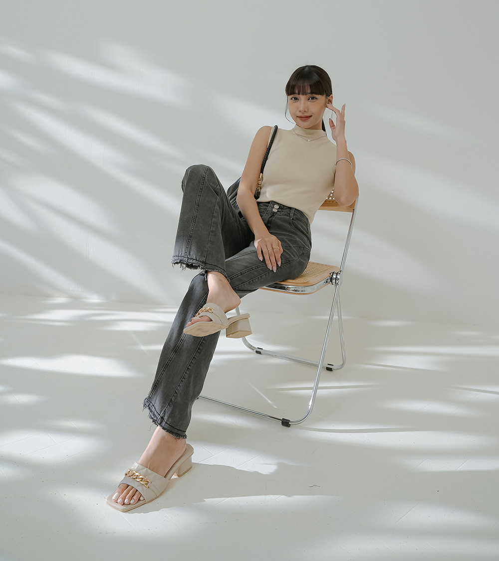 通勤款小高領無袖針織上衣,上班族,舒適,透氣,素色,純色