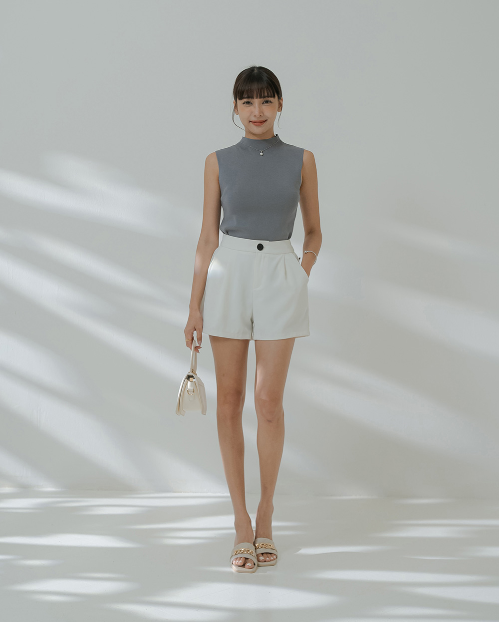 通勤款小高領無袖針織上衣,上班族,舒適,透氣,素色,純色