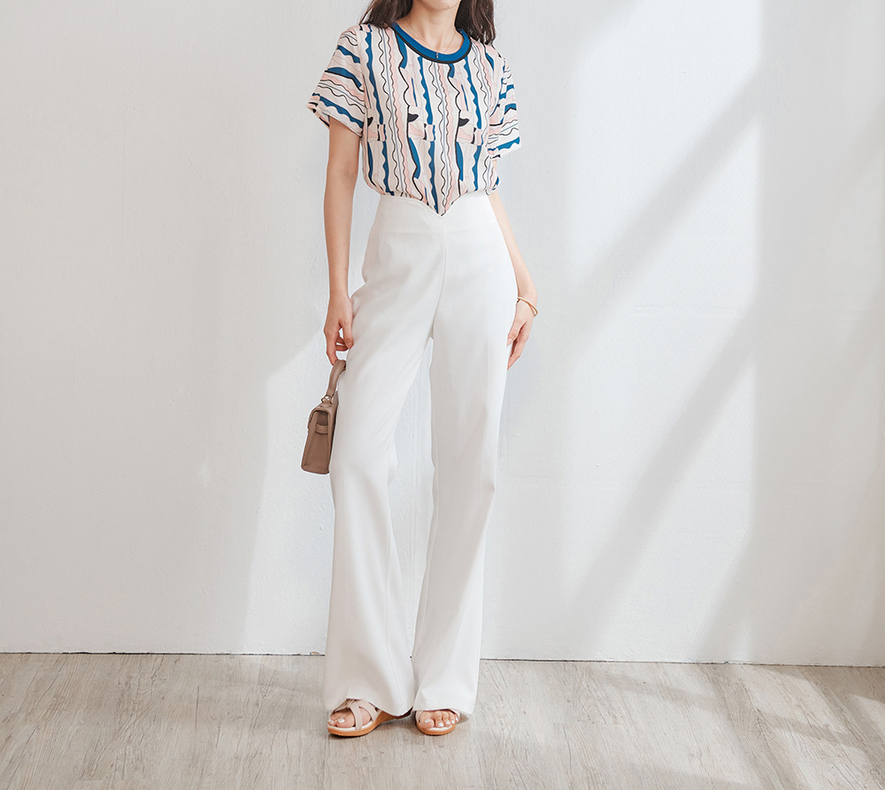 前V剪裁高腰微喇叭西裝褲,百搭,修身,顯瘦,時尚,春天