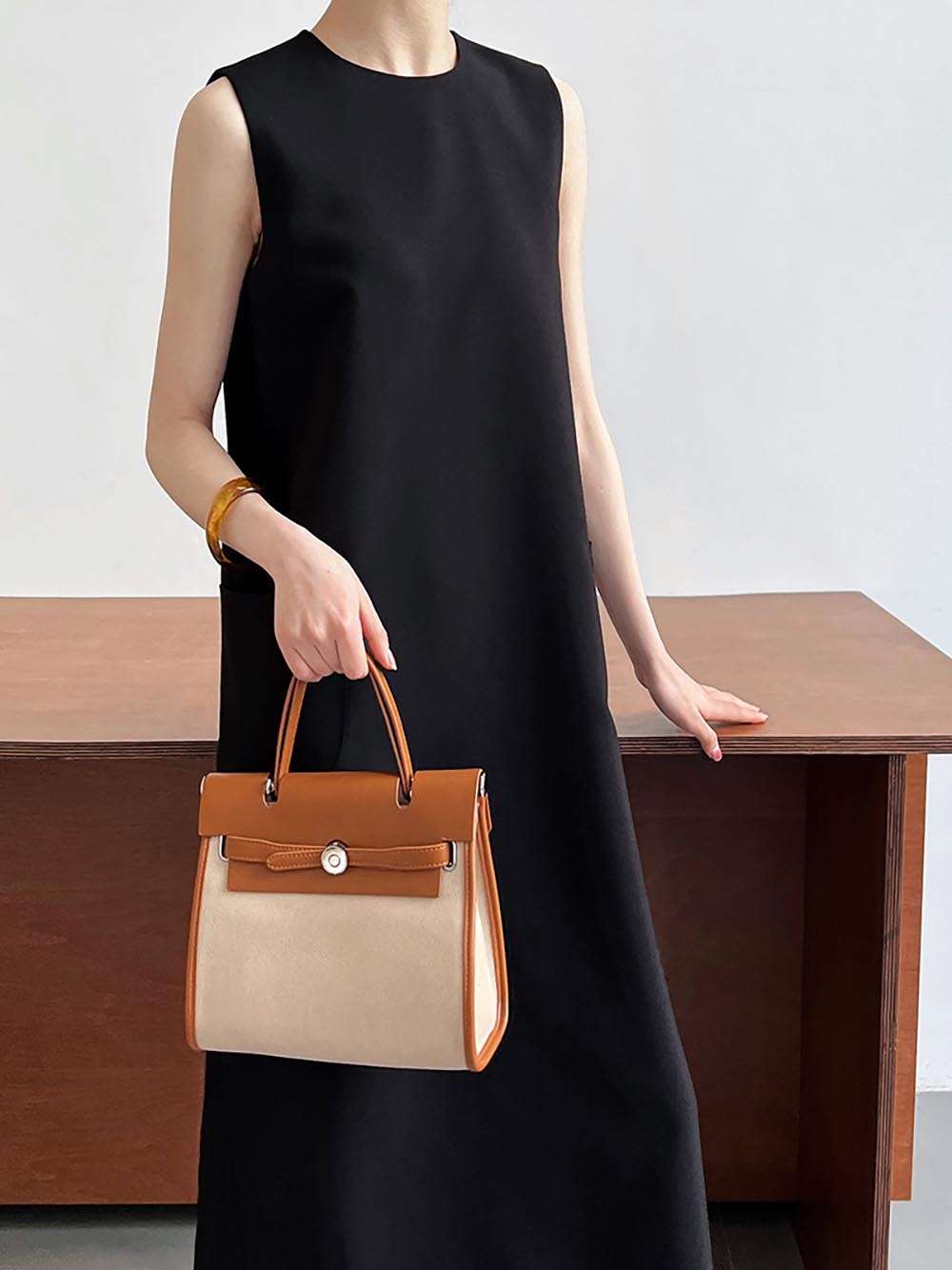 法式優雅簡約雙口袋洋裝,純色,素色,黑色,通勤,甜美