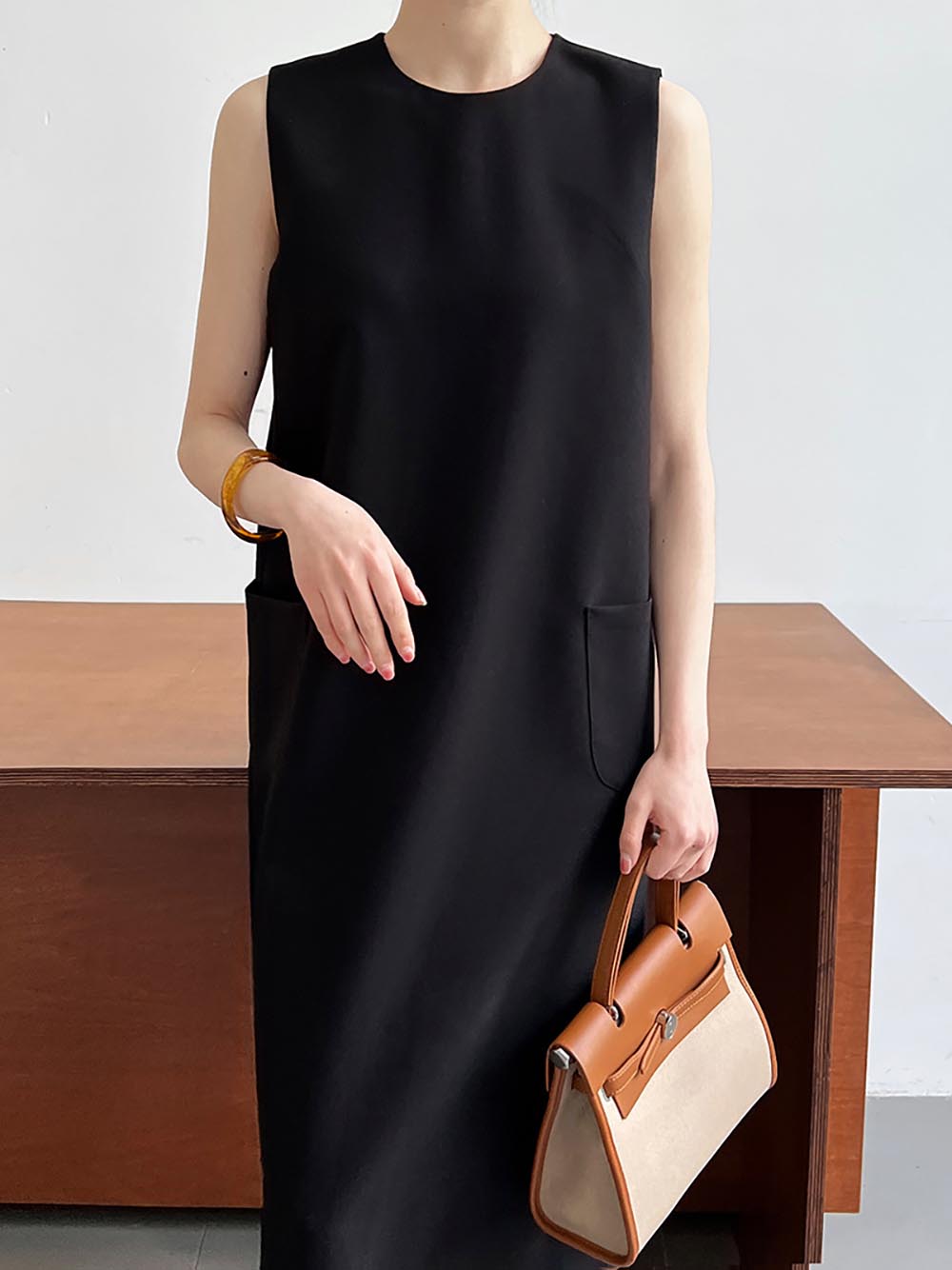 法式優雅簡約雙口袋洋裝,純色,素色,黑色,通勤,甜美