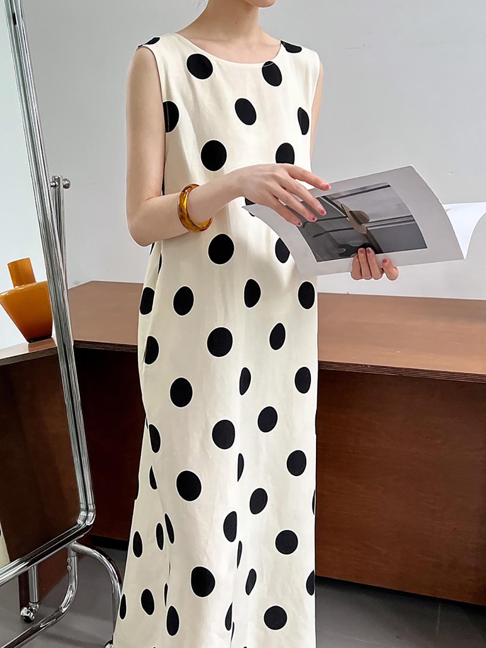 U背抽繩大波點無袖洋裝,婉約,綁帶,美背,開衩,甜美