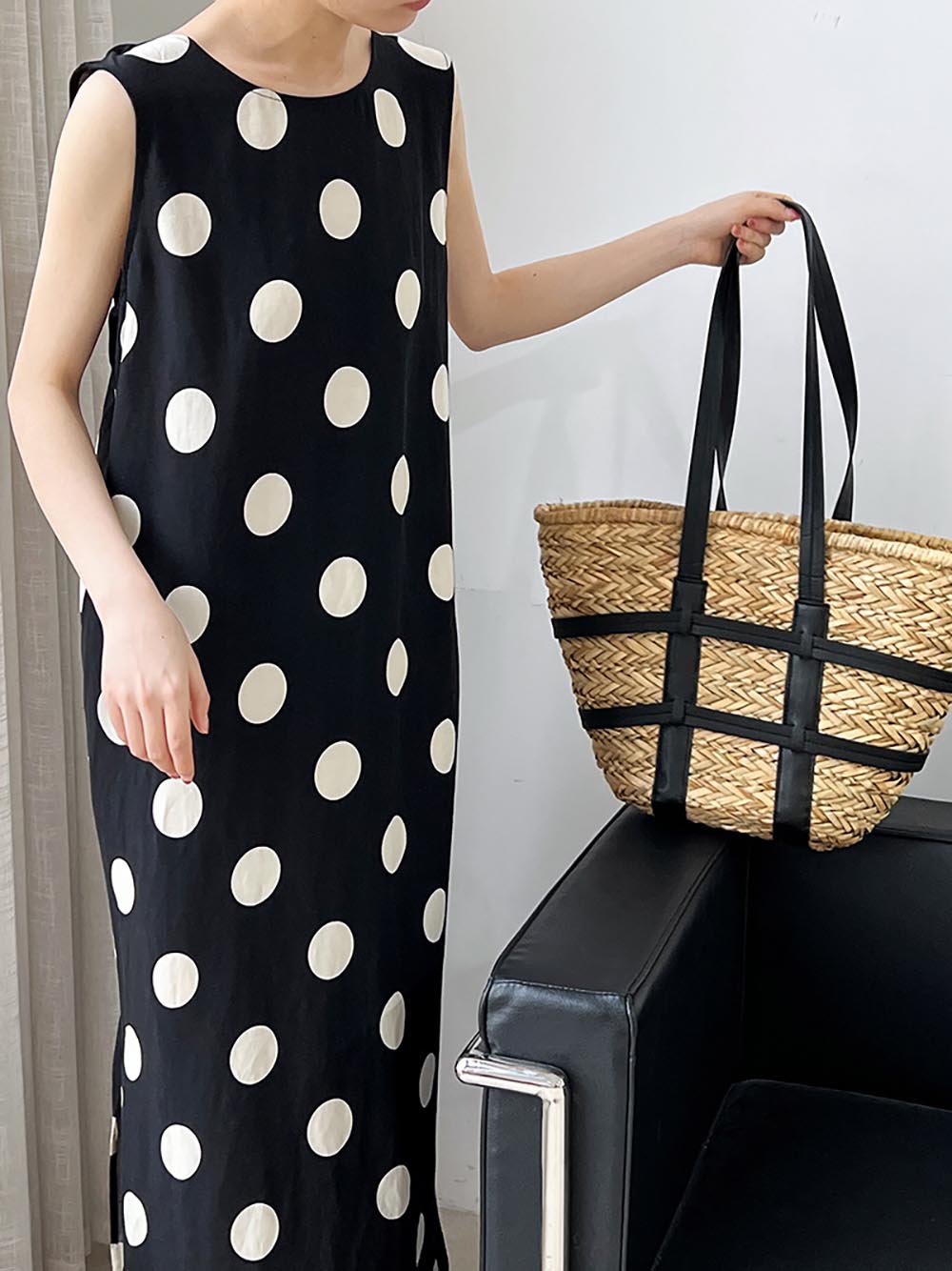 U背抽繩大波點無袖洋裝,婉約,綁帶,美背,開衩,甜美
