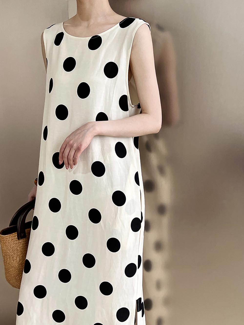 U背抽繩大波點無袖洋裝,婉約,綁帶,美背,開衩,甜美