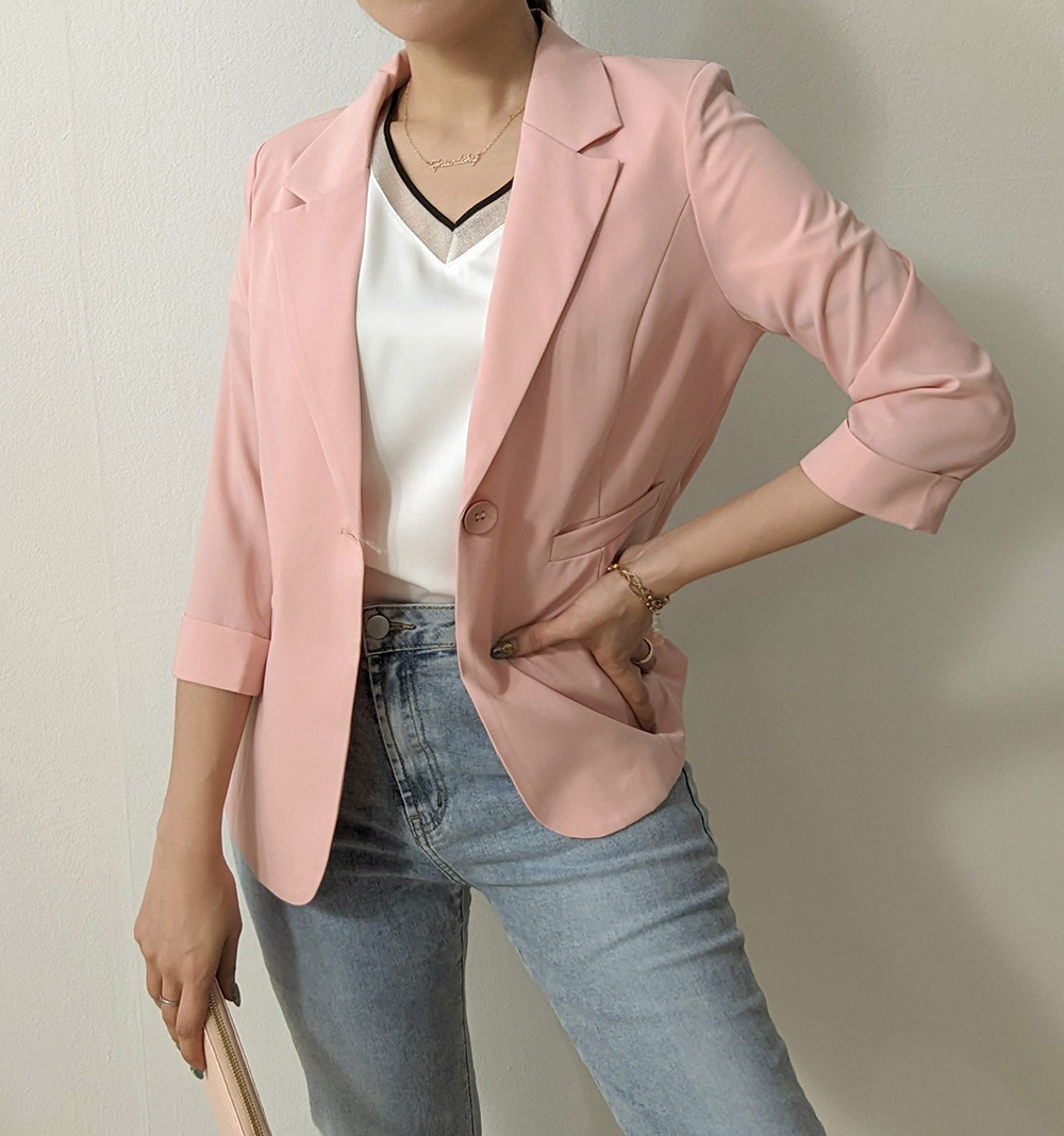 俐落剪裁收腰七分袖西裝外套,中大尺碼,寬鬆,立領,V領,釦子