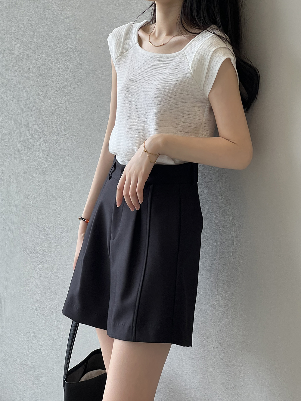 法式氣質素面針織短袖上衣
