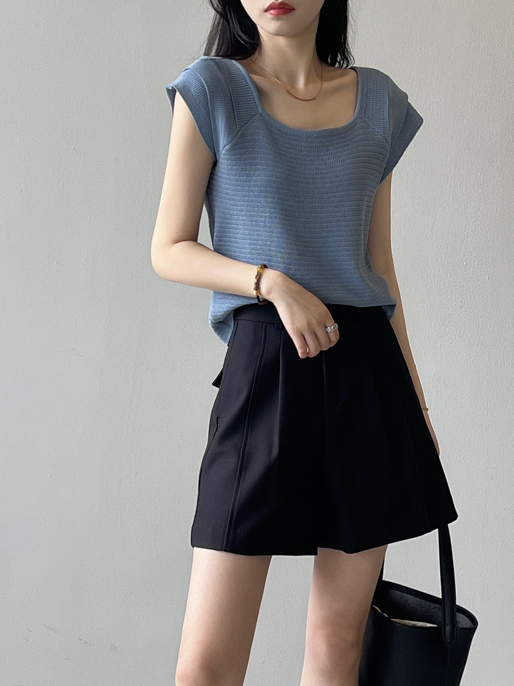 法式氣質素面針織短袖上衣