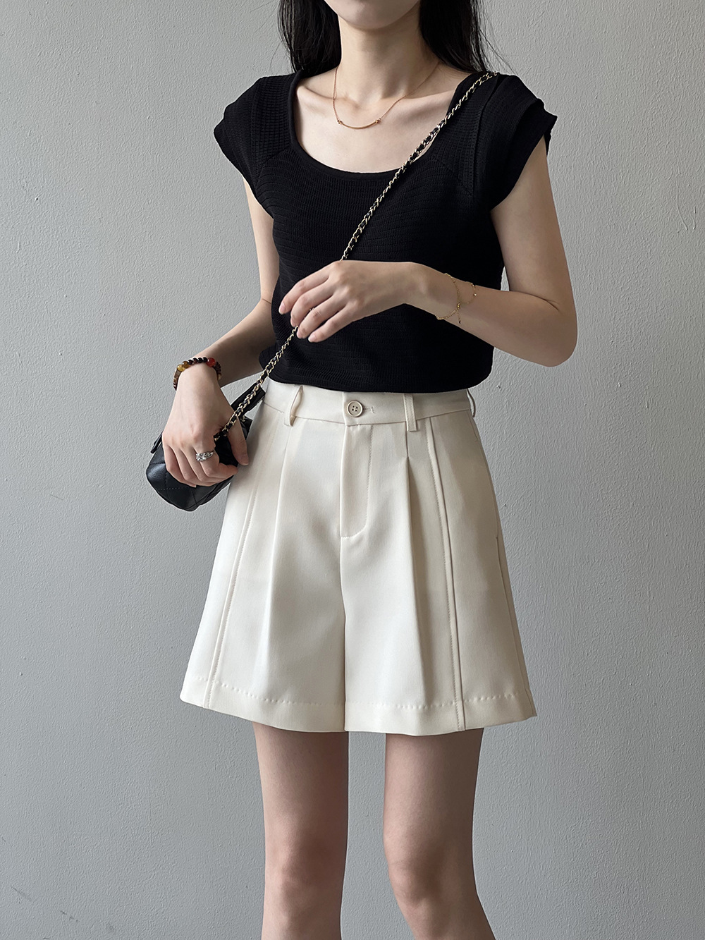 法式氣質素面針織短袖上衣