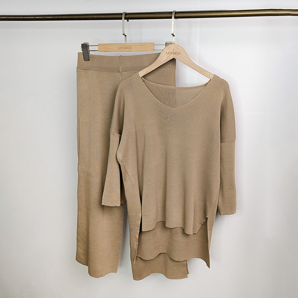 不完美-休閒下擺開衩針織套裝