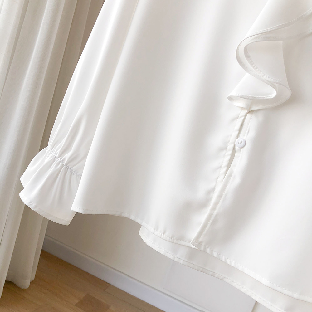 素雅大荷葉領長袖襯衫