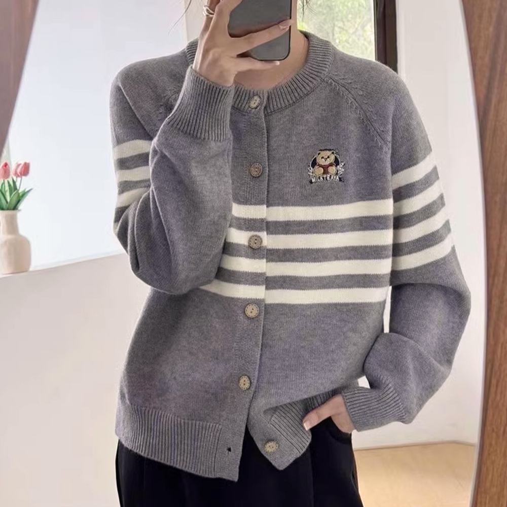 刺繡小熊條紋針織外套