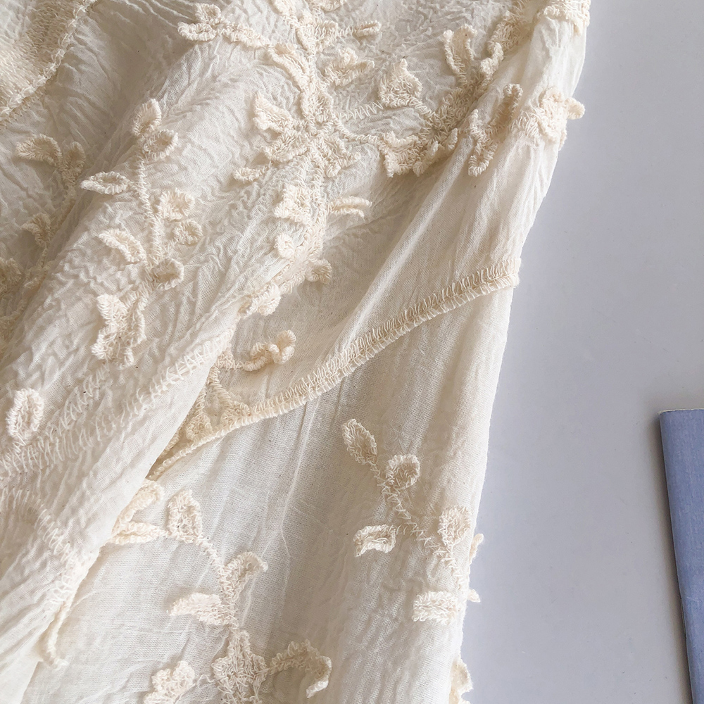 溫柔風花朵刺繡襯衫