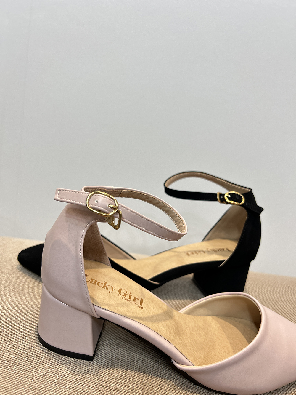 不完美-優雅名媛風尖頭跟鞋