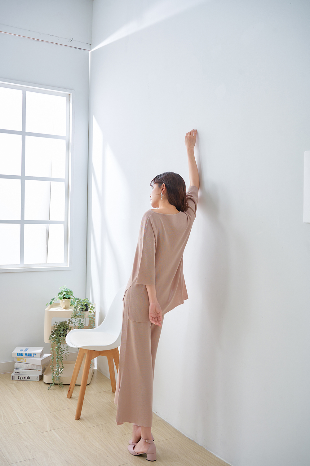 不完美-優雅名媛風尖頭跟鞋