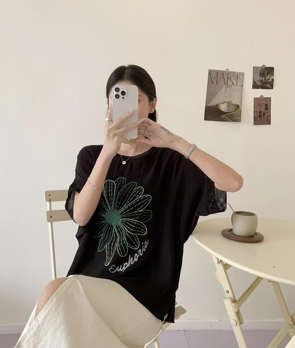 花朵圖案網狀袖上衣