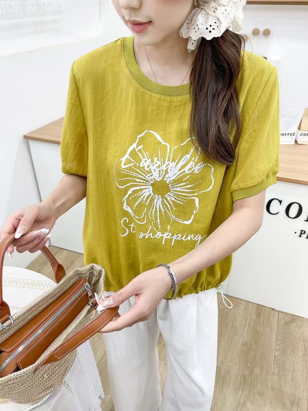 棉麻感抽繩印花上衣