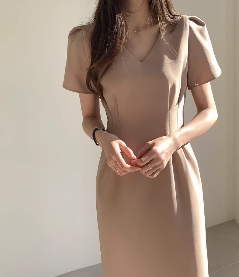 氣質V領修身顯瘦洋裝