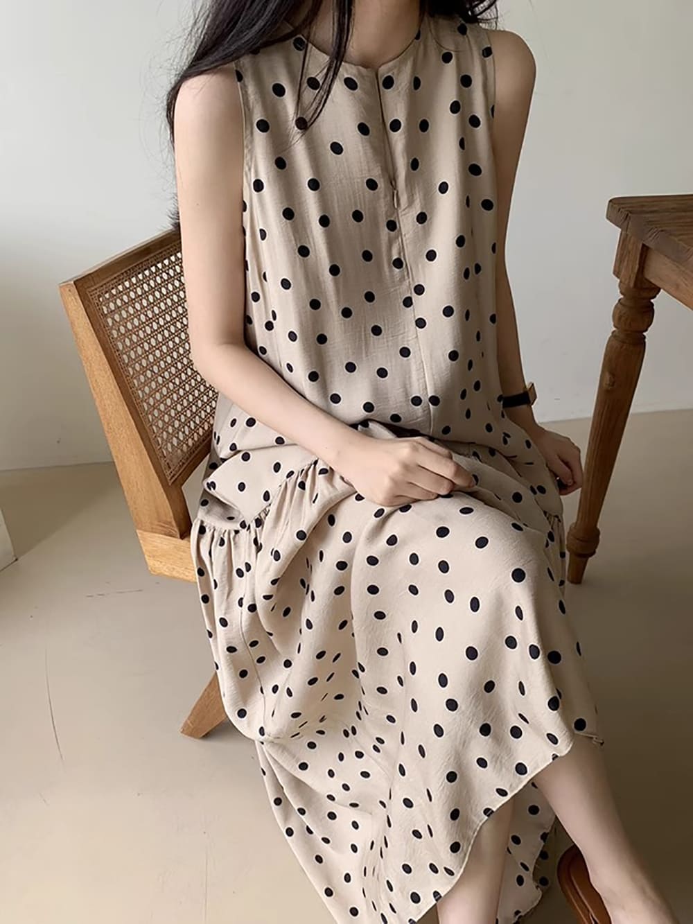氣質點點無袖長洋裝