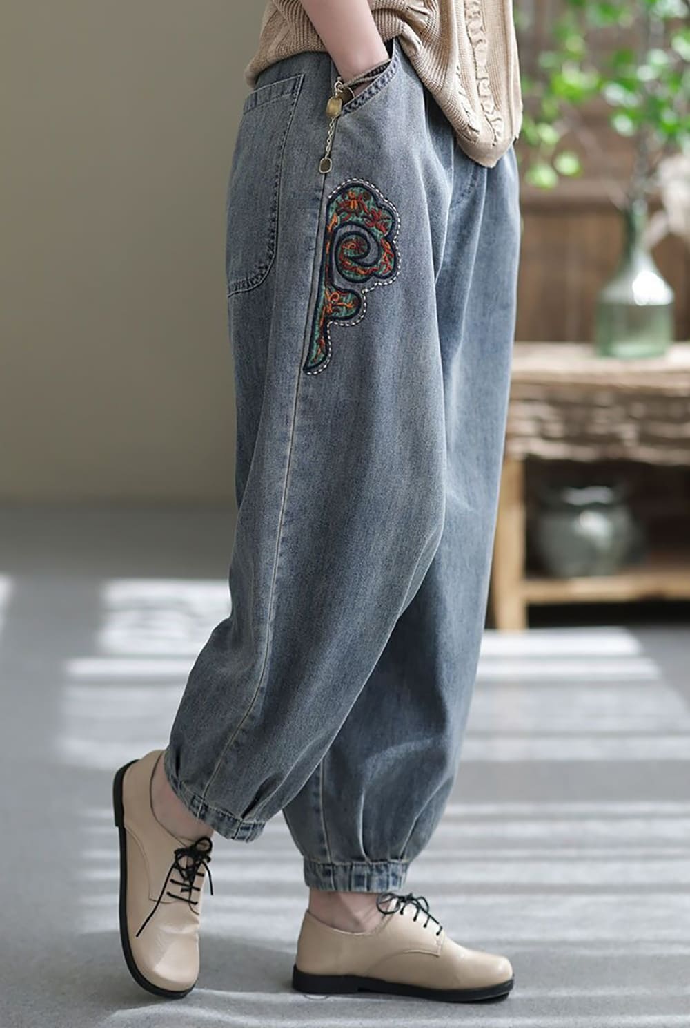 拼接刺繡哈倫牛仔褲