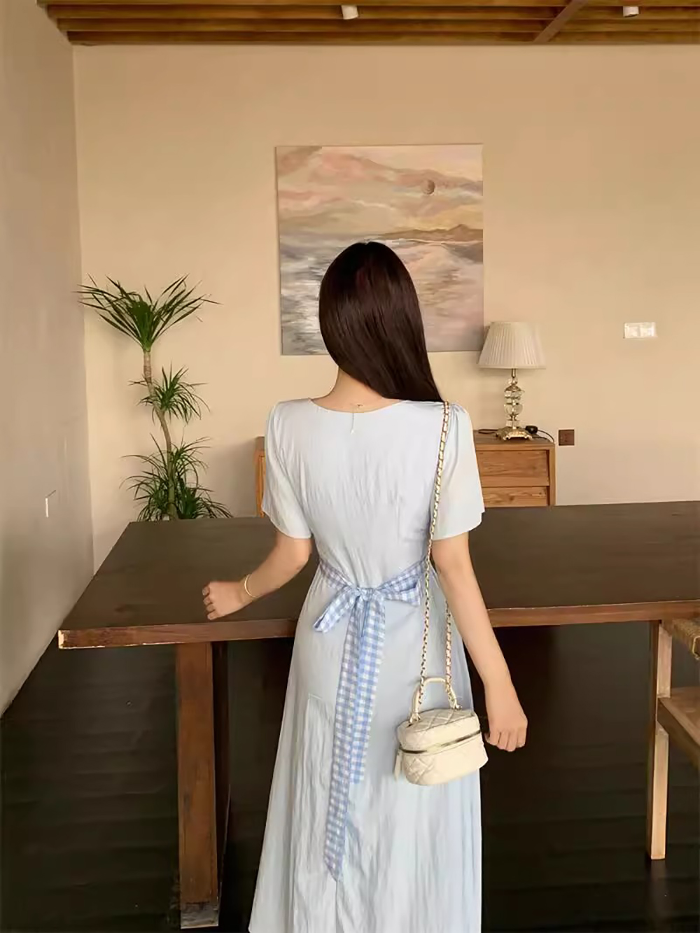 溫柔方領蕾絲拼接洋裝