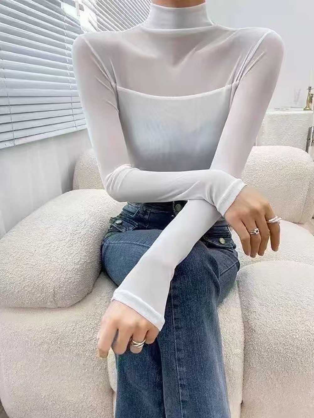 高領透膚純色修身上衣