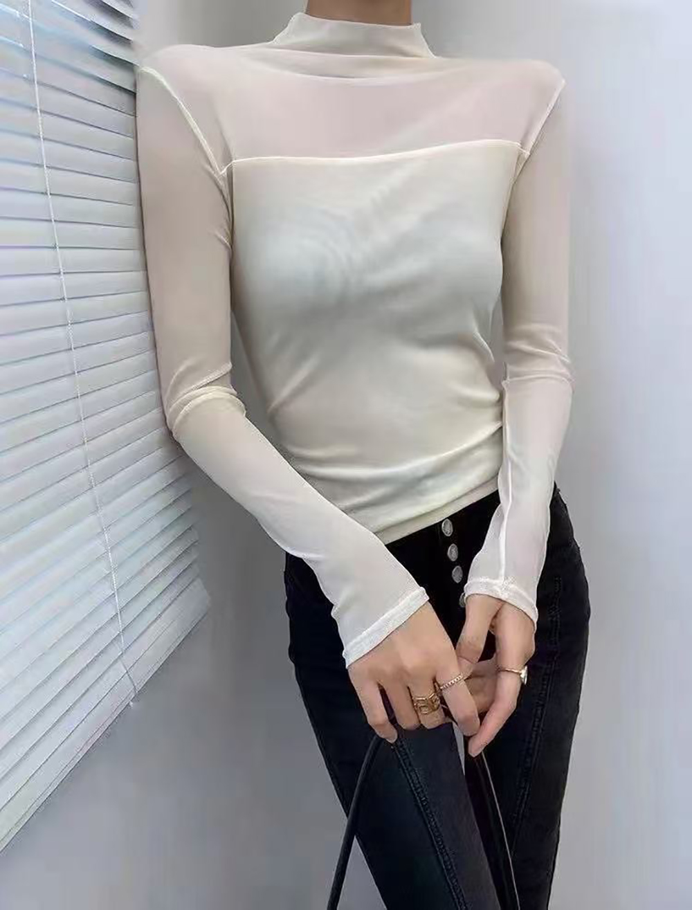 高領透膚純色修身上衣