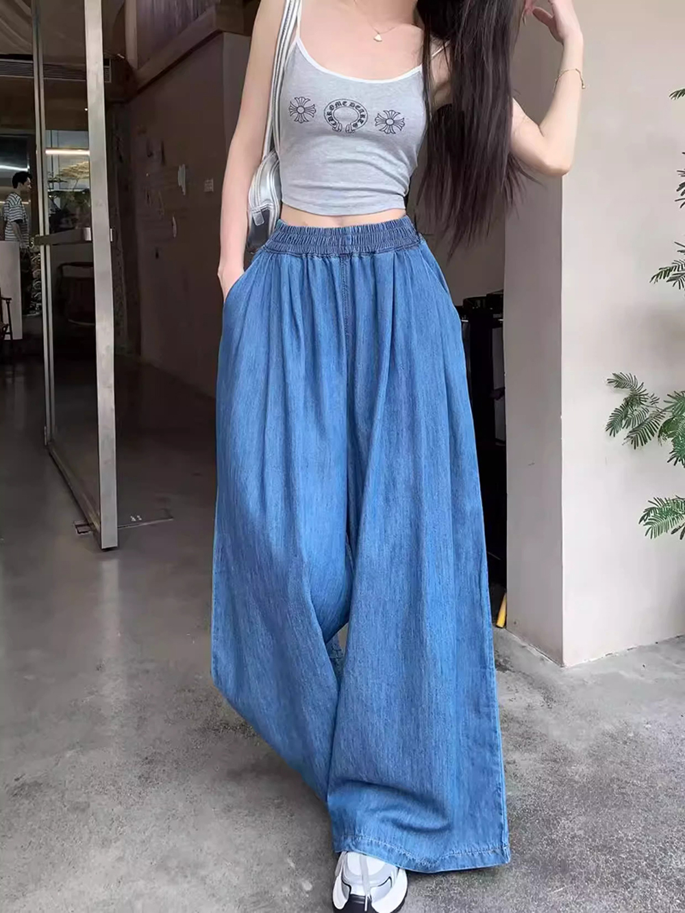 水洗牛仔鬆緊高腰寬褲