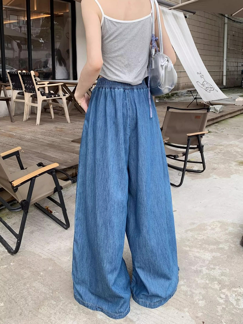 水洗牛仔鬆緊高腰寬褲