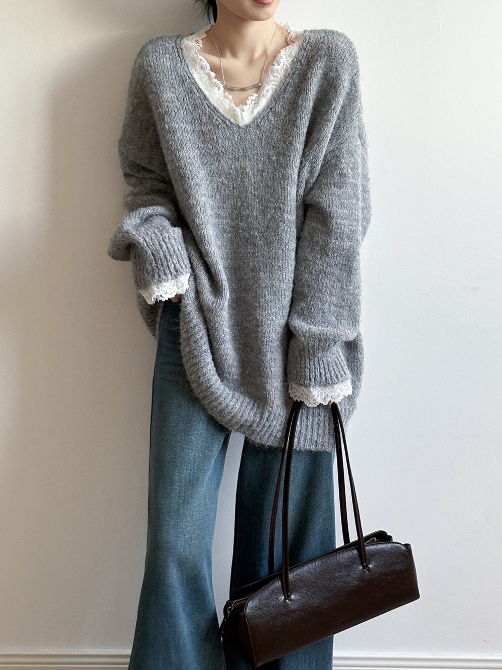 蕾絲花邊V領針織毛衣