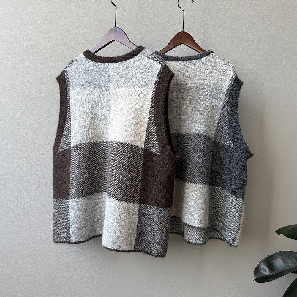 撞色格子針織背心外套