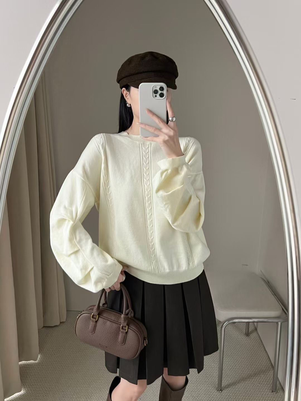 素色百搭款針織上衣