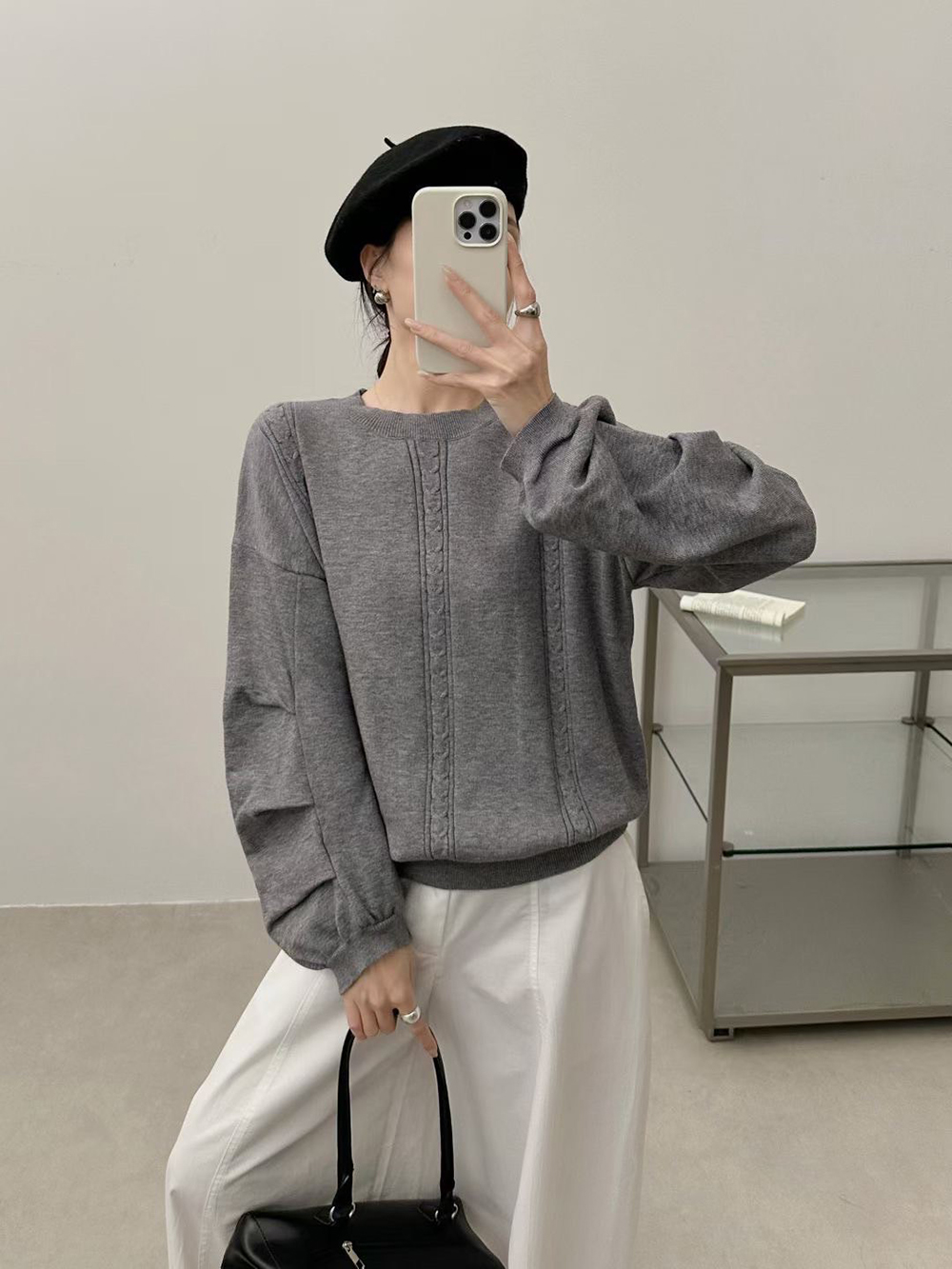 素色百搭款針織上衣