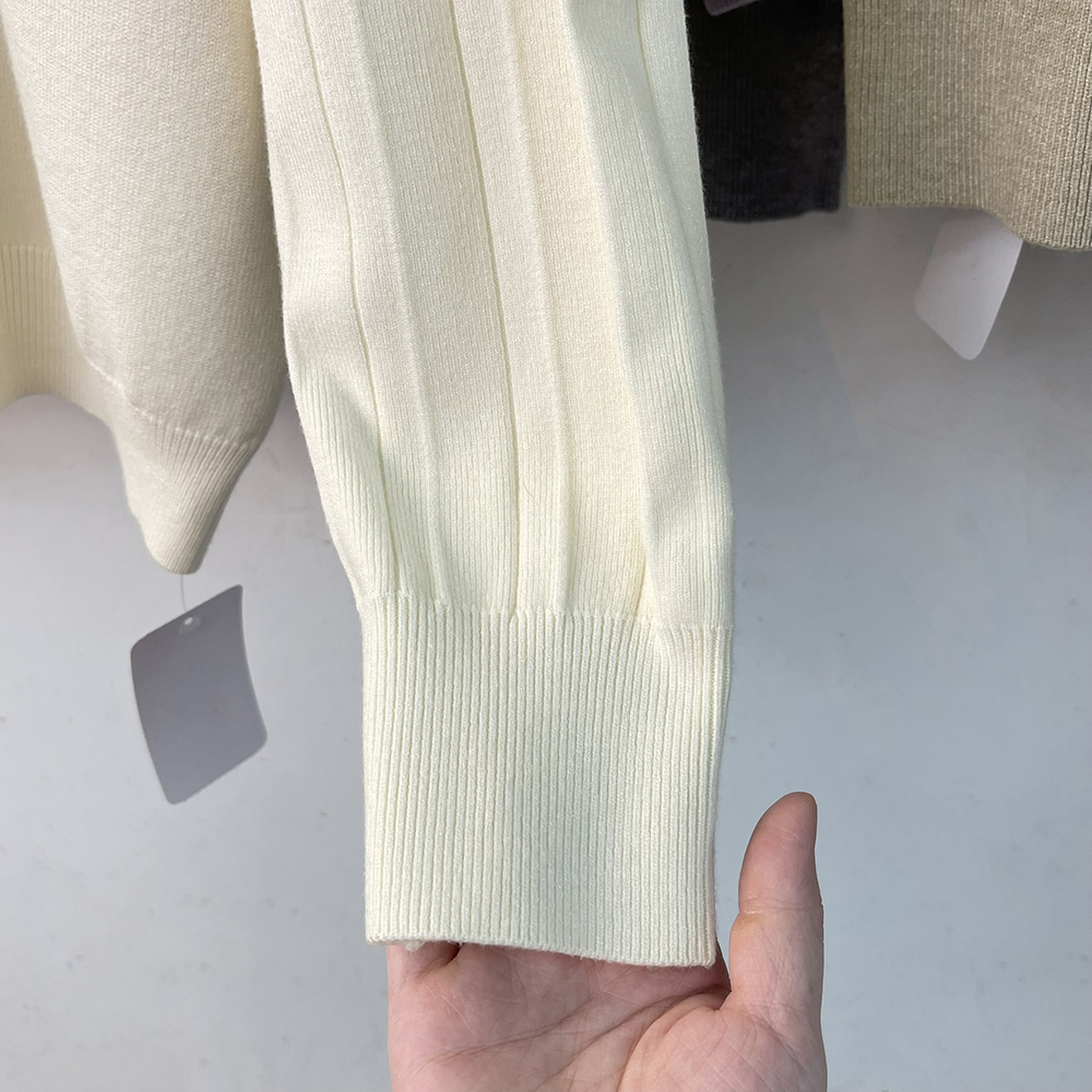 百搭正反兩穿針織上衣