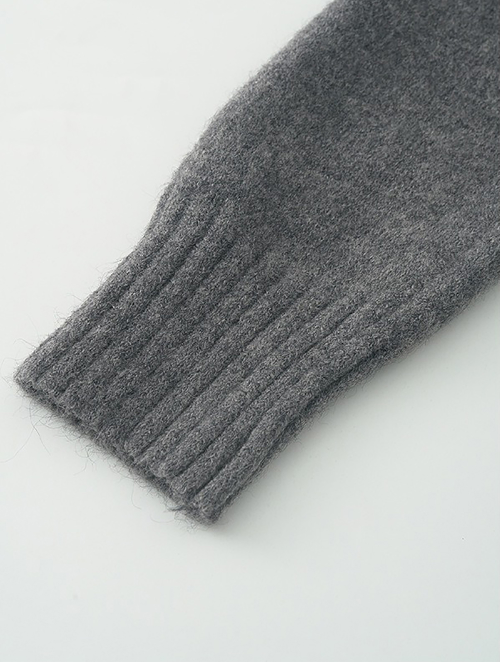 個性雙拉鍊翻領毛衣