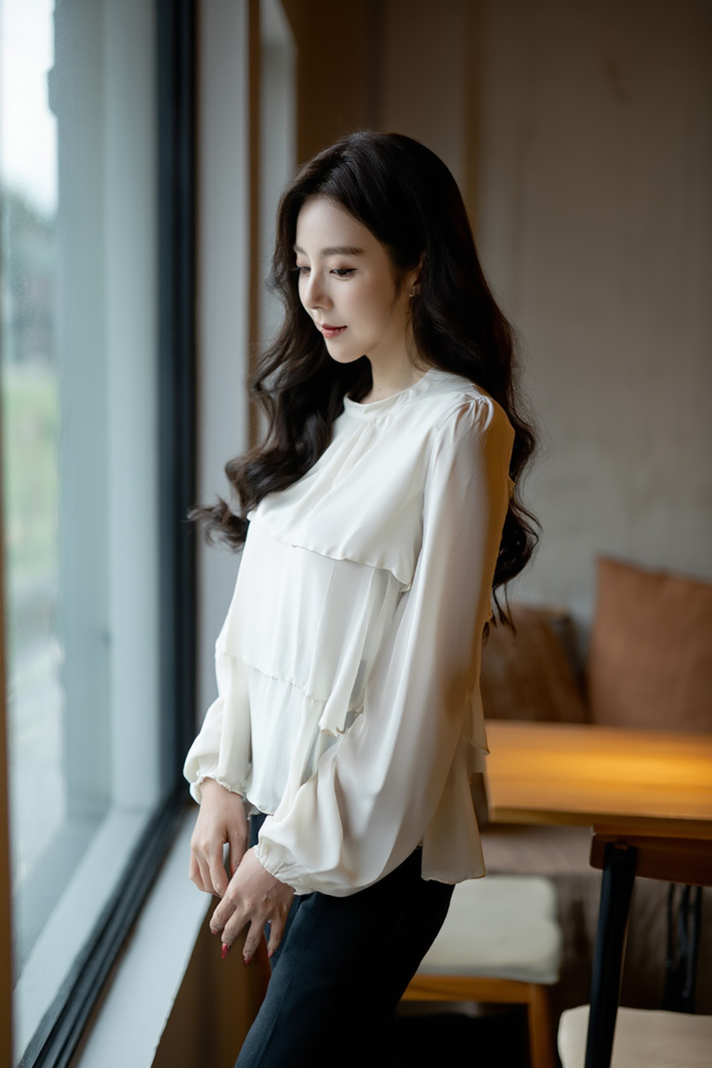 浪漫荷葉花邊圓領上衣