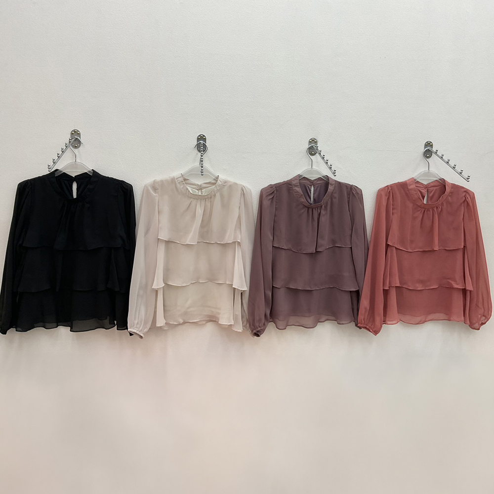 浪漫荷葉花邊圓領上衣