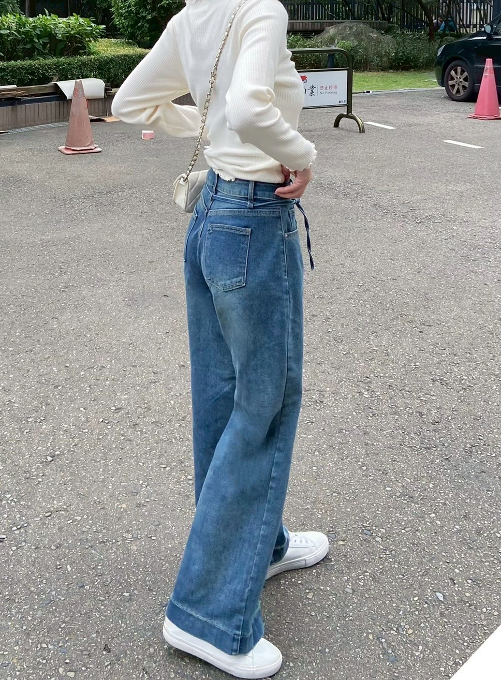 綁帶設計微彈牛仔褲