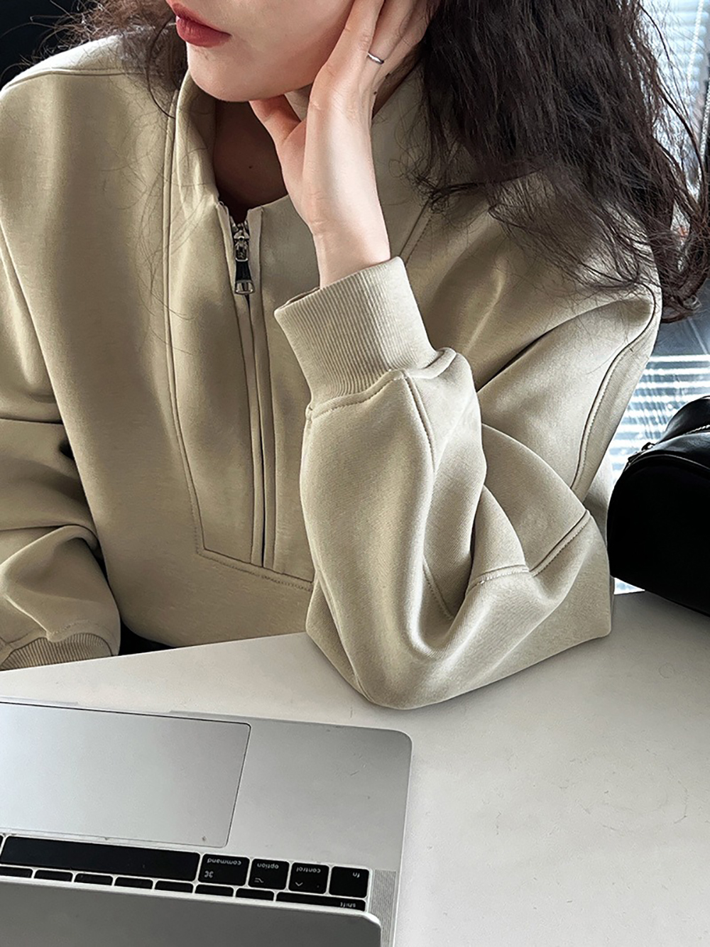 休閒立領半拉鏈上衣