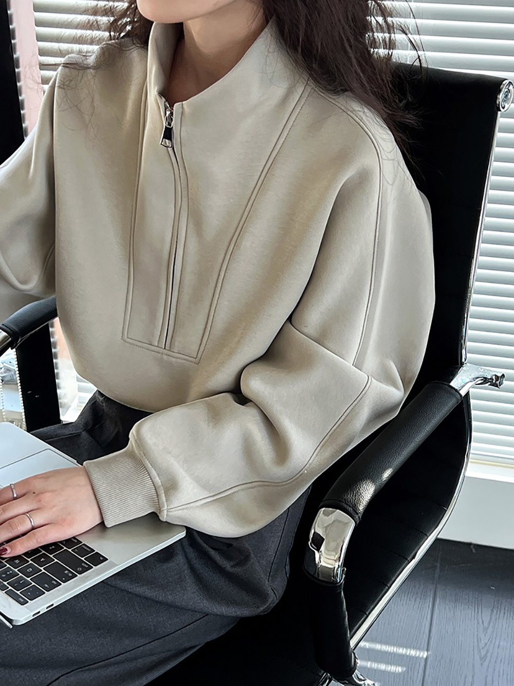 休閒立領半拉鏈上衣