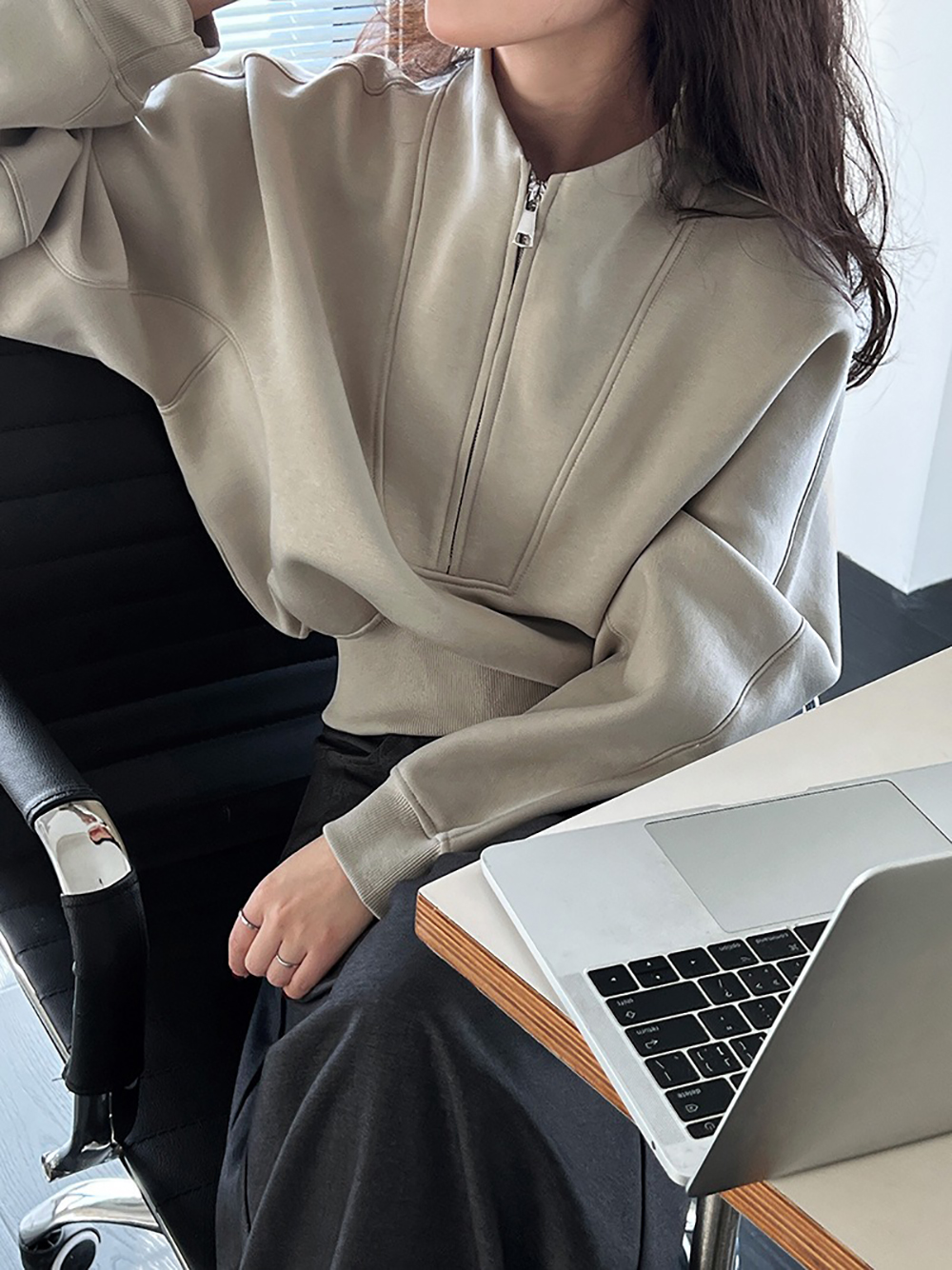 休閒立領半拉鏈上衣
