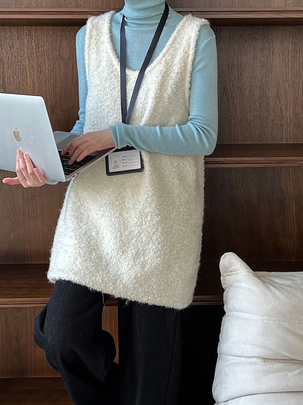 U領羊毛針織背心洋裝