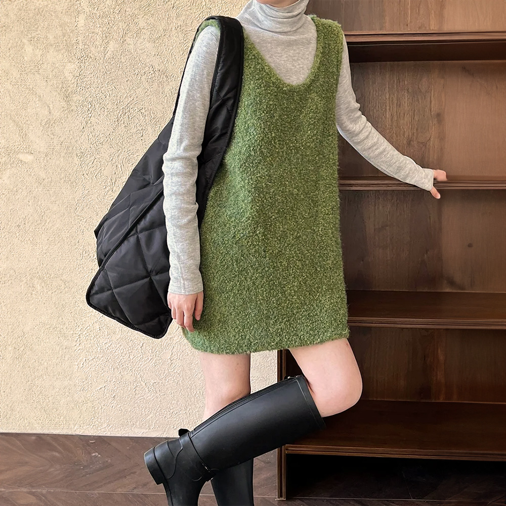 U領羊毛針織背心洋裝